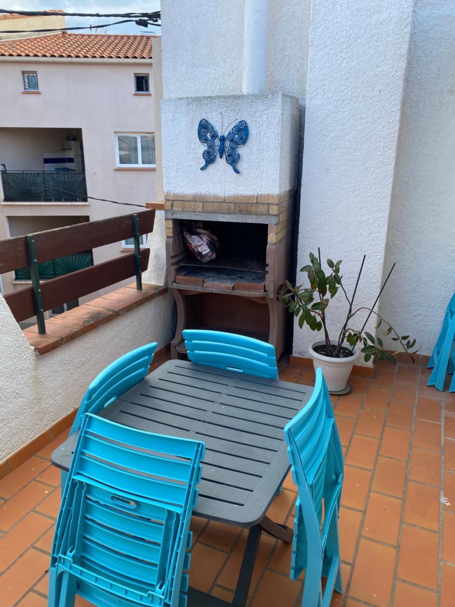 Maison Au Coeur Du Village Avec Garage Saint-Cyprien  Eksteriør billede